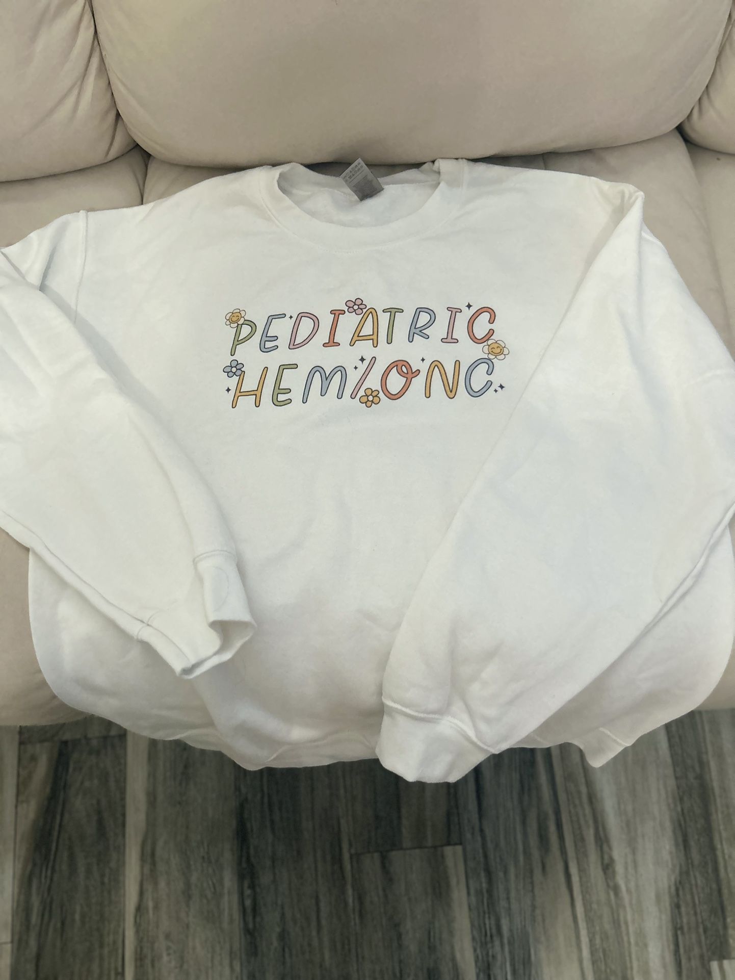 Nurse Sweater Size L Pediatric hem/ Onc