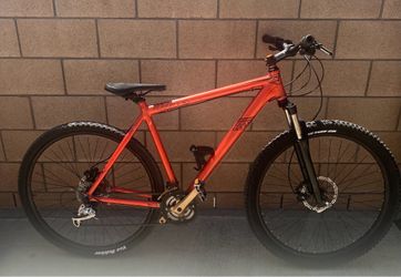 Felt Nine Sport Mountain Bike