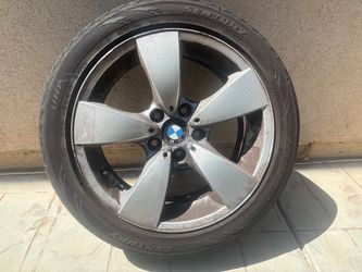 BMW 5-Spoke Alloy Wheel with Tire 225/45R17