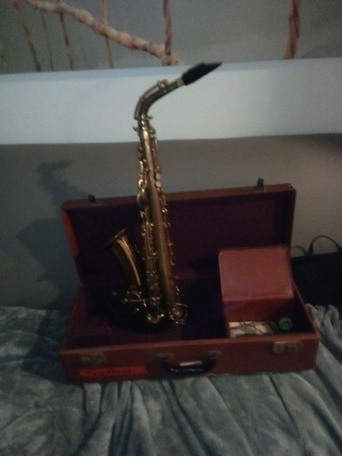 1914 Buesher True Tone Low Pitch Saxophone