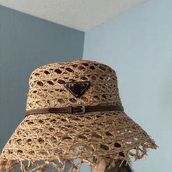 PRADA RAFFIA BUCKET HAT