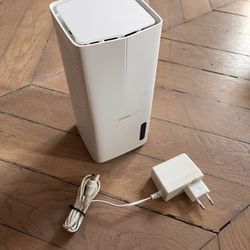 Zyxel AX11000 (EX7710-B0) – Tri-Band WiFi 6E Router with 10GbE Port