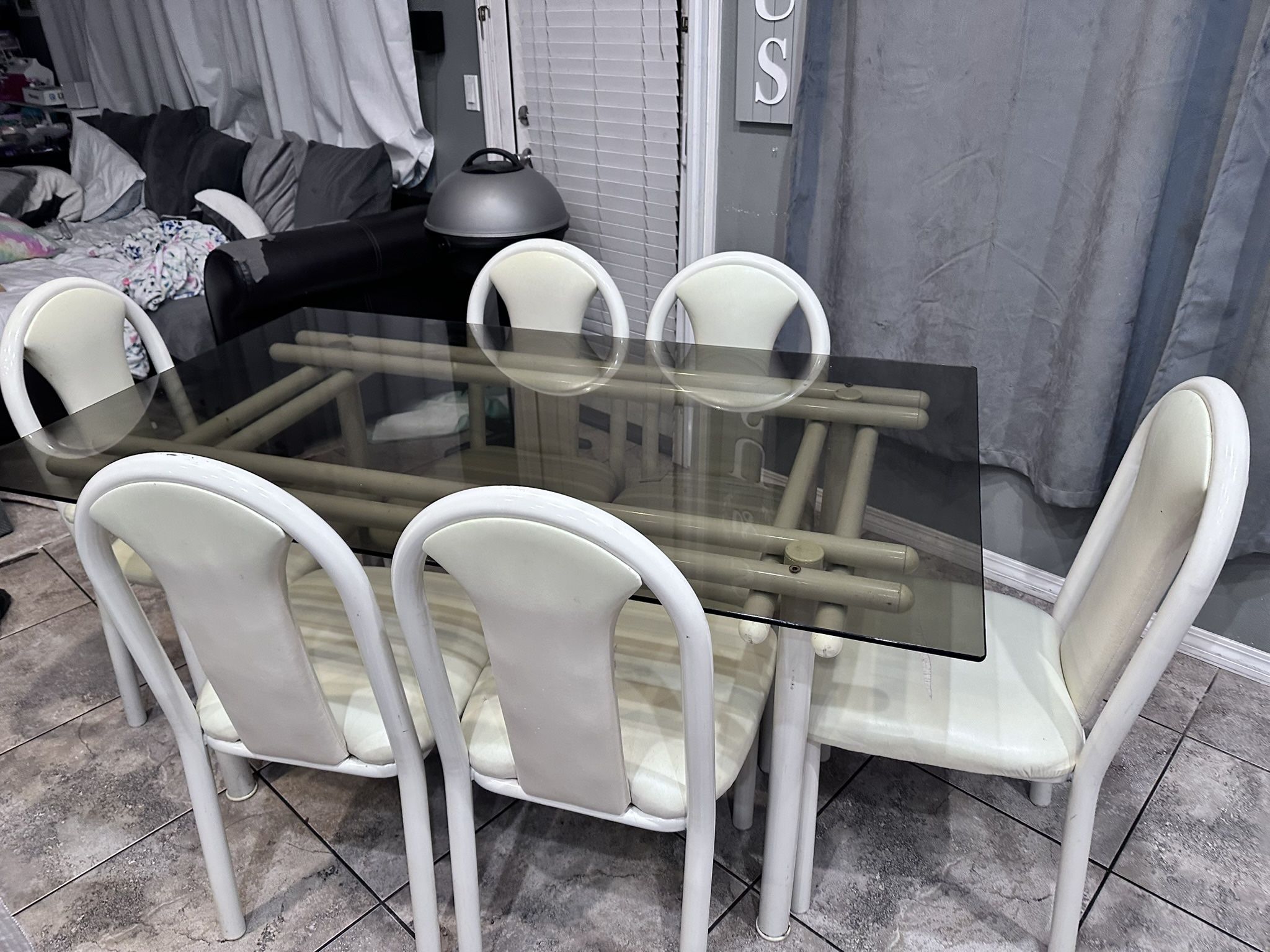 FREE! 6 Person Dining Set