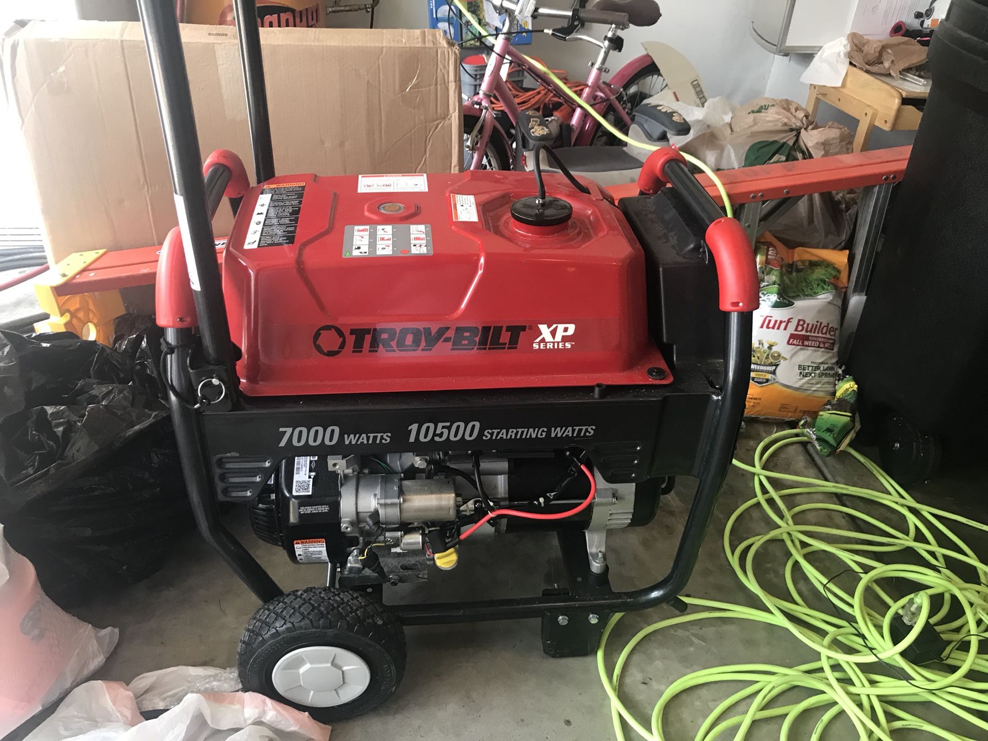 Troy-Bilt Xp 7000-Running-Watt Portable Generator With Briggs & Stratton Engine 30477