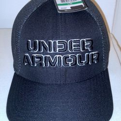  Under Armour Fitted Hat (L/XL/New Hat) Asking $20 Firm on the Price 