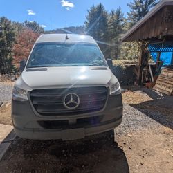2022 Mercedes Sprinter 2500 Cargo Van For Sale