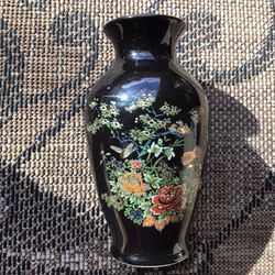 Small Asian Vase 6 1/2 Inches tall