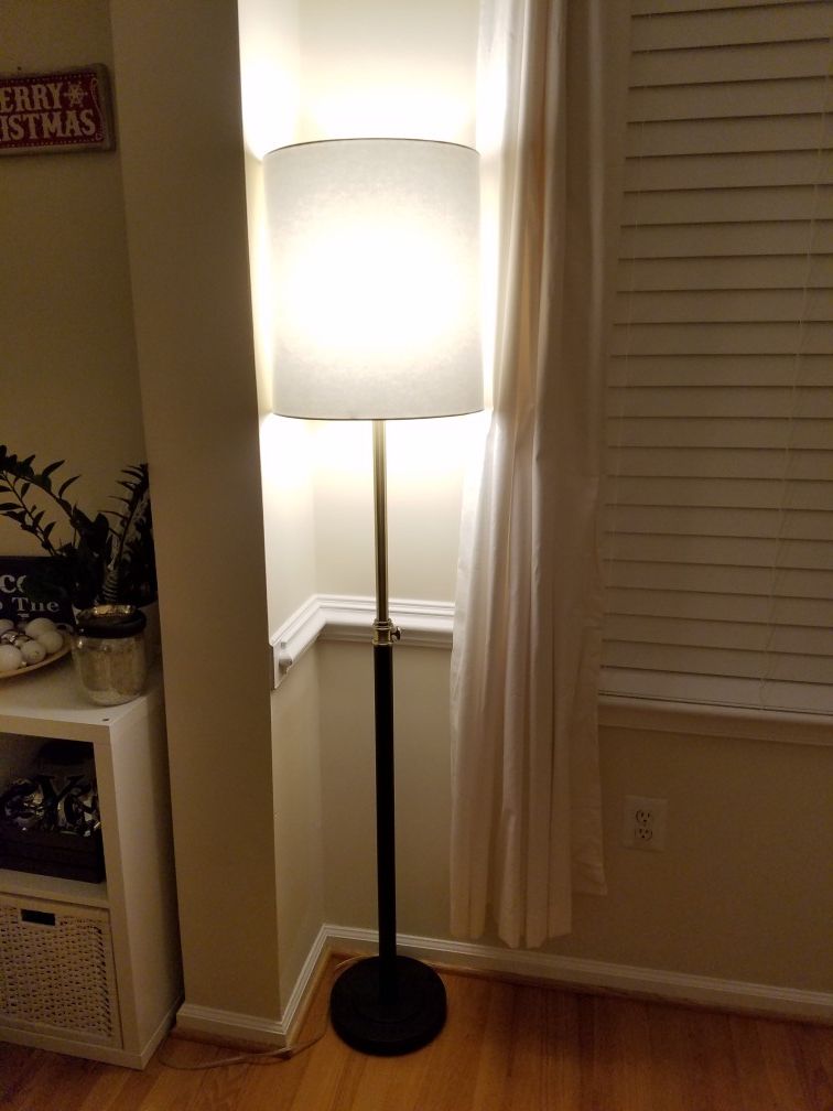 Floor lamp metal