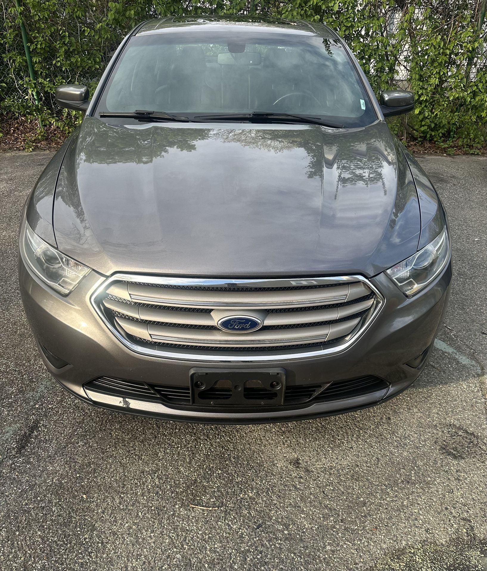 2013 Ford Taurus