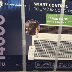 GE SMART  Control Room Air Conditioner 14,000 Btu