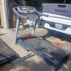 PRO-FORM TREADMILL 🏃 
