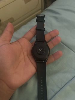 Samsung Smartwatch ⌚️ | Clean Condition | Bluetooth & Fitness Features