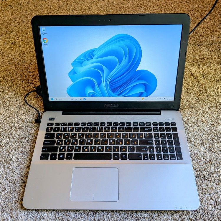 15.6” ASUS SSD Laptop Computer / Activated Windows 11 + MS Office