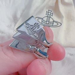 Good conditionVivienne Westwood(83)48