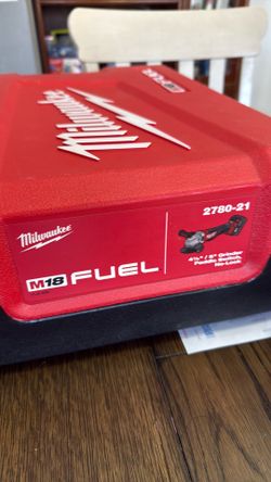 Brand new Milwaukee 2780-21 kit/Great Fathers Day gift!!!!