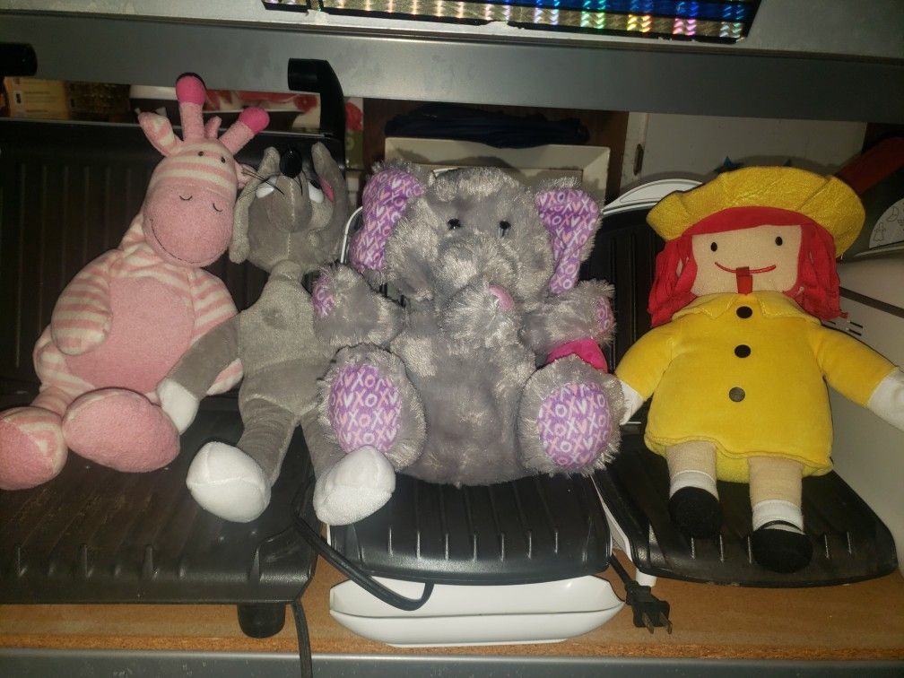 4 Stuffed Animals for Kids