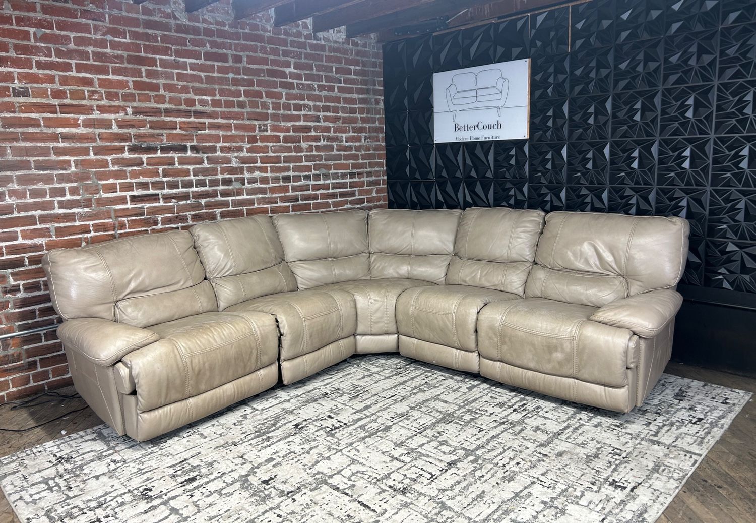 Free Delivery cream leather sofa reclining sectional couch