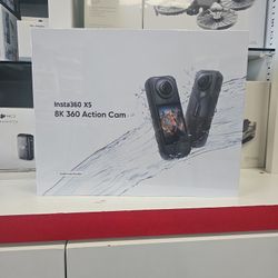 Insta360 X5 Essentials Bundle 