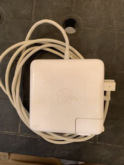 Apple 85W MagSafe power Adapter