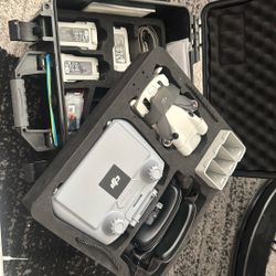 Dji Mini Pro 4 Plus With Goggles 3 & Rc Motion 3