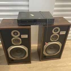 Old Stereo System 