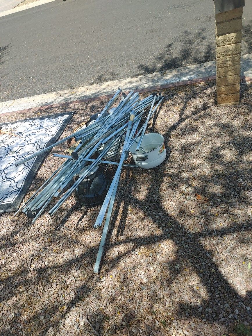 Metal Scrap Free