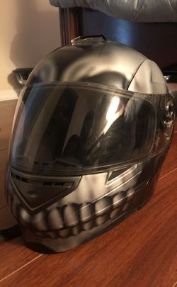 Skull motorcycle helmet