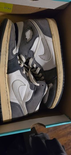 Nike Air Jordan 1 Navy Suede/White from 2001