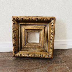 Vintage Hand Carved Frame 9/9 Inch, Photo Size Is 2.5/2.5 Inches 