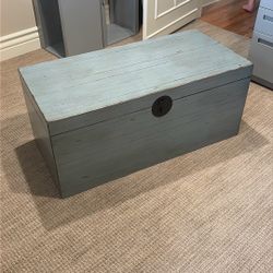 Vintage Storage Trunk End Of Bed 