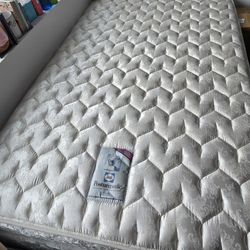 Full Mattress And Bed Frame