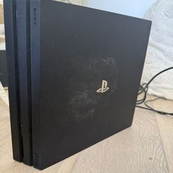 PS4 Pro 1tb - Console +games