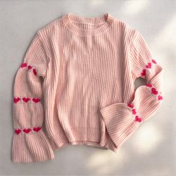 Gorgeous knit sweater bell sleeves with hearts small oversized