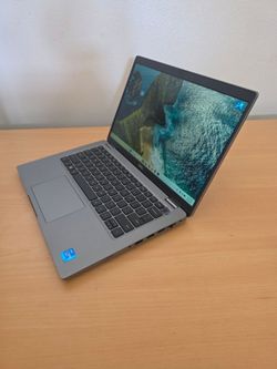 Dell Laptop Computer 2024