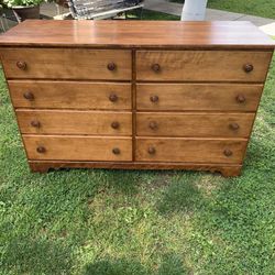 Ethan Allen Dresser