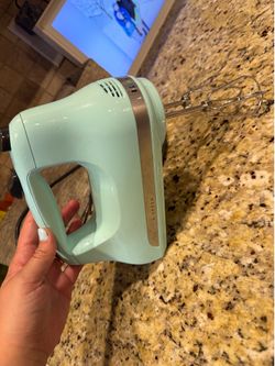 Kitchen aid hand mixer