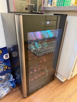 Mini fridge