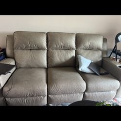 RECLINER COUCH 