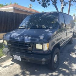 1999 Ford E-150