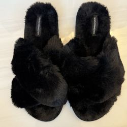 French Connection Faux fur super soft black slippers women size 9-10