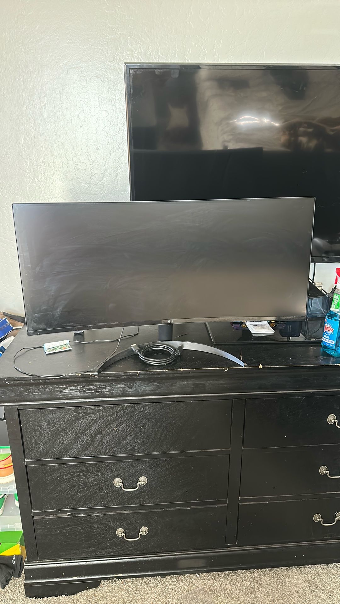 LG 32" Curved 100Hz FHD LCD Monitor