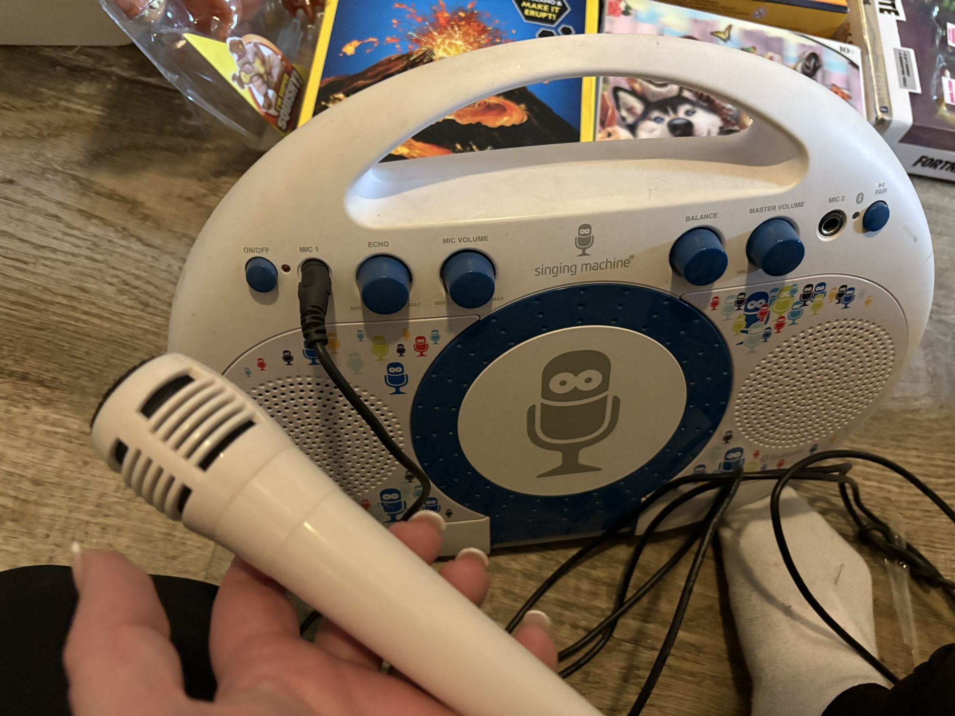 Kids Kareoke Speaker
