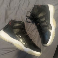 72/10 Jordan 11 Size 7