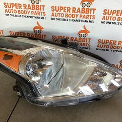 2015 Versa Passenger Halogen Headlight Complete Original 2019