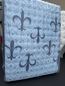Queen Stearns & foster mattress (luxury firm)