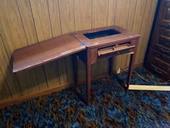 Sewing table
