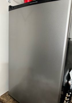 Frigidaire mini fridge - like new $50