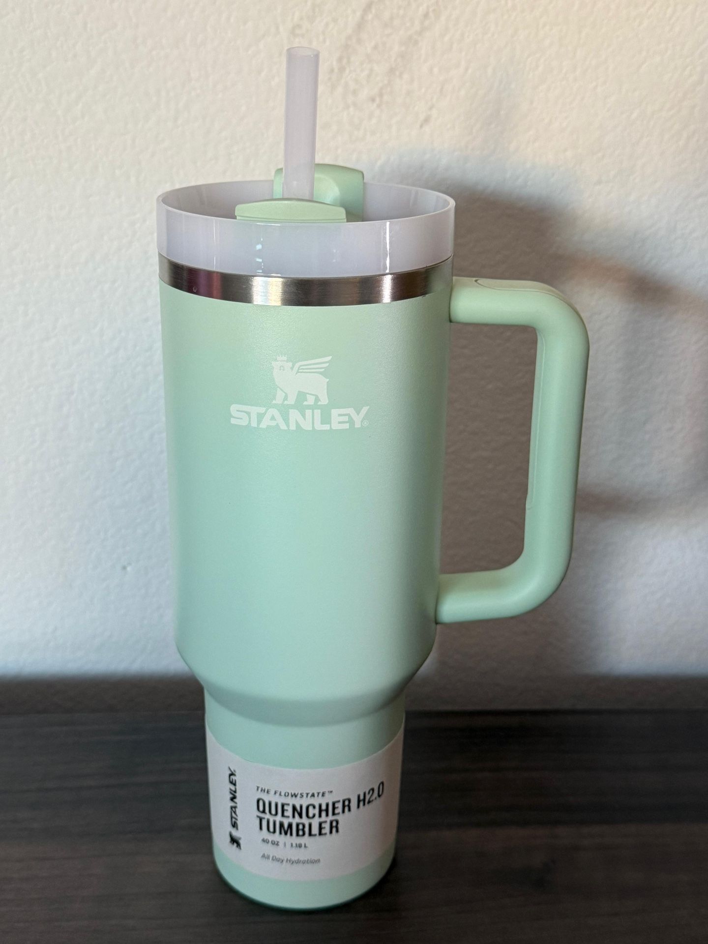 New 40oz STANLEY Quencher H2.0 Tumbler Hot & Cold The Flowstate Jade Color