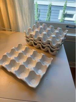 Egg Dish Holder