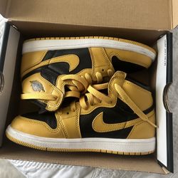 JORDAN 1 RETRO HIGH OG 3Y